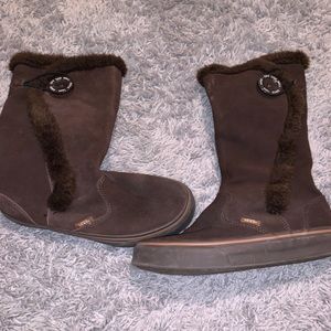 women’s vans winter boots